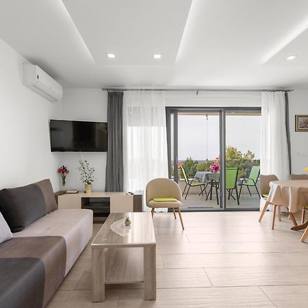 Apart Residence Blue Sea بوريتش المظهر الخارجي الصورة