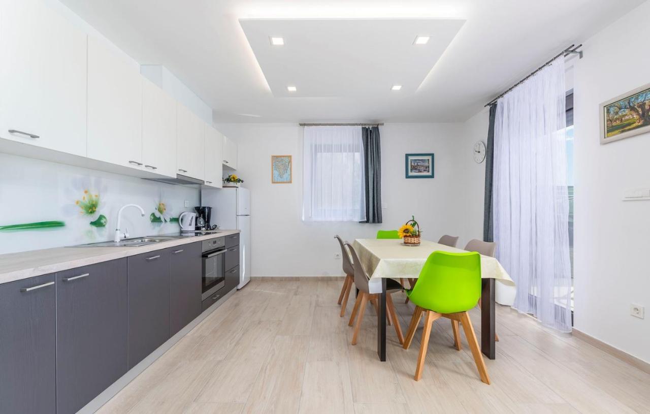 Apart Residence Blue Sea بوريتش المظهر الخارجي الصورة