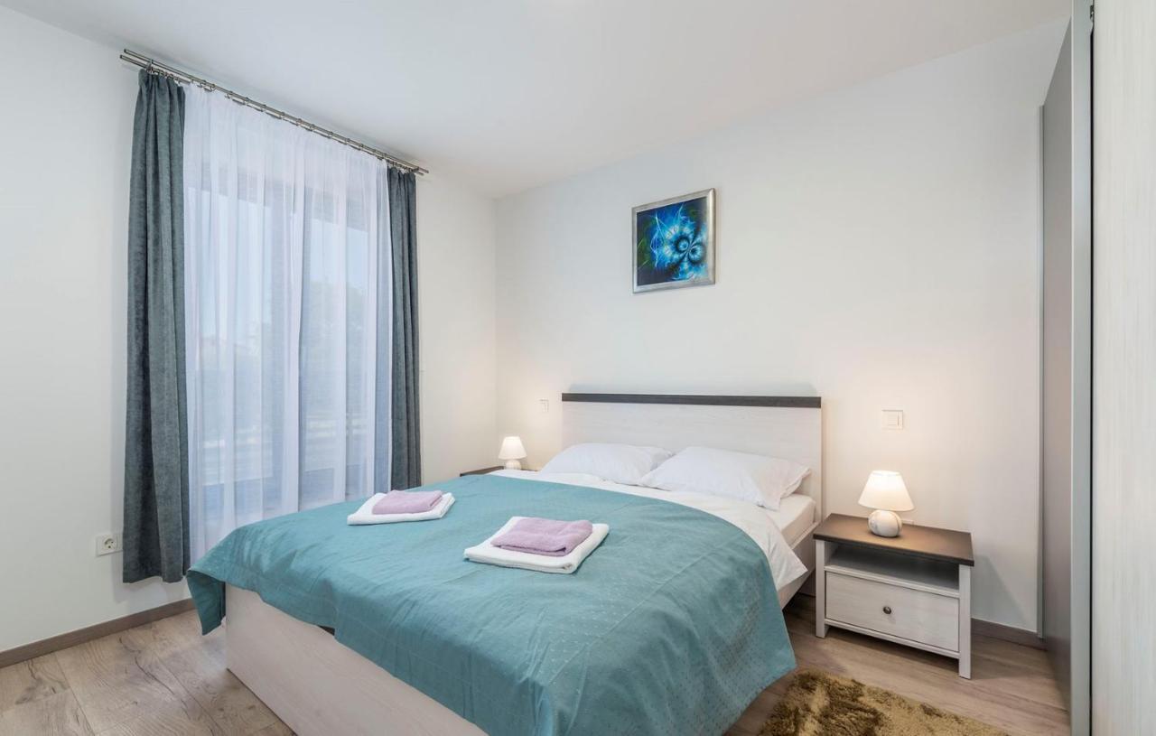 Apart Residence Blue Sea بوريتش المظهر الخارجي الصورة