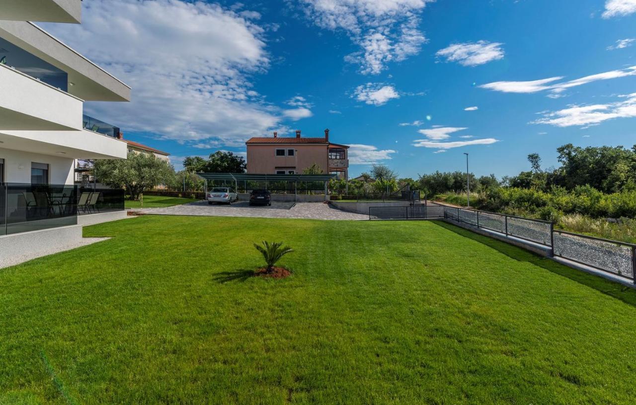 Apart Residence Blue Sea بوريتش المظهر الخارجي الصورة